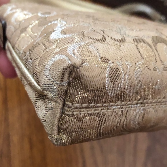 Coach runway collection metallic wristlet leather trim - Picture 6 of 7